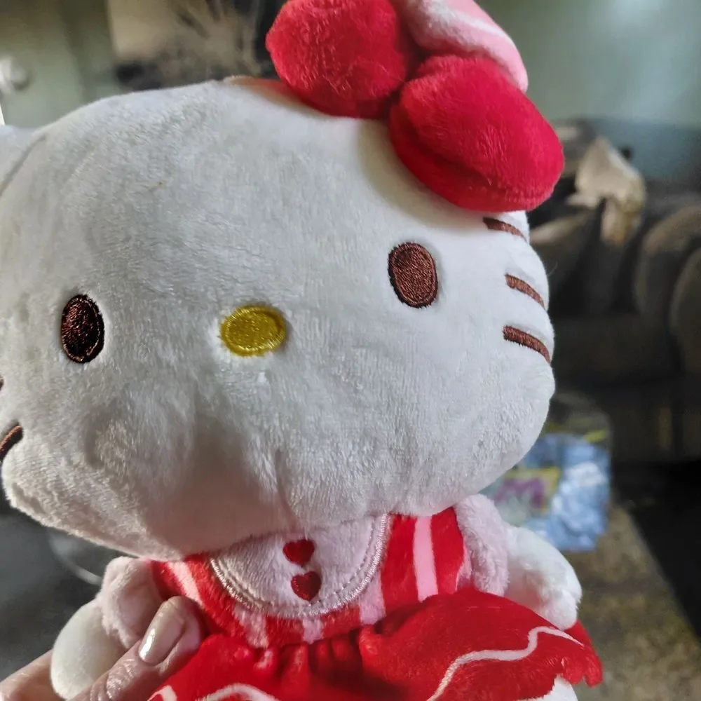 Hello Kitty 9